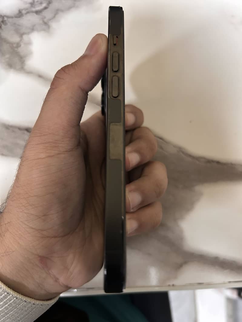 Apple iPhone 14 Pro 3
