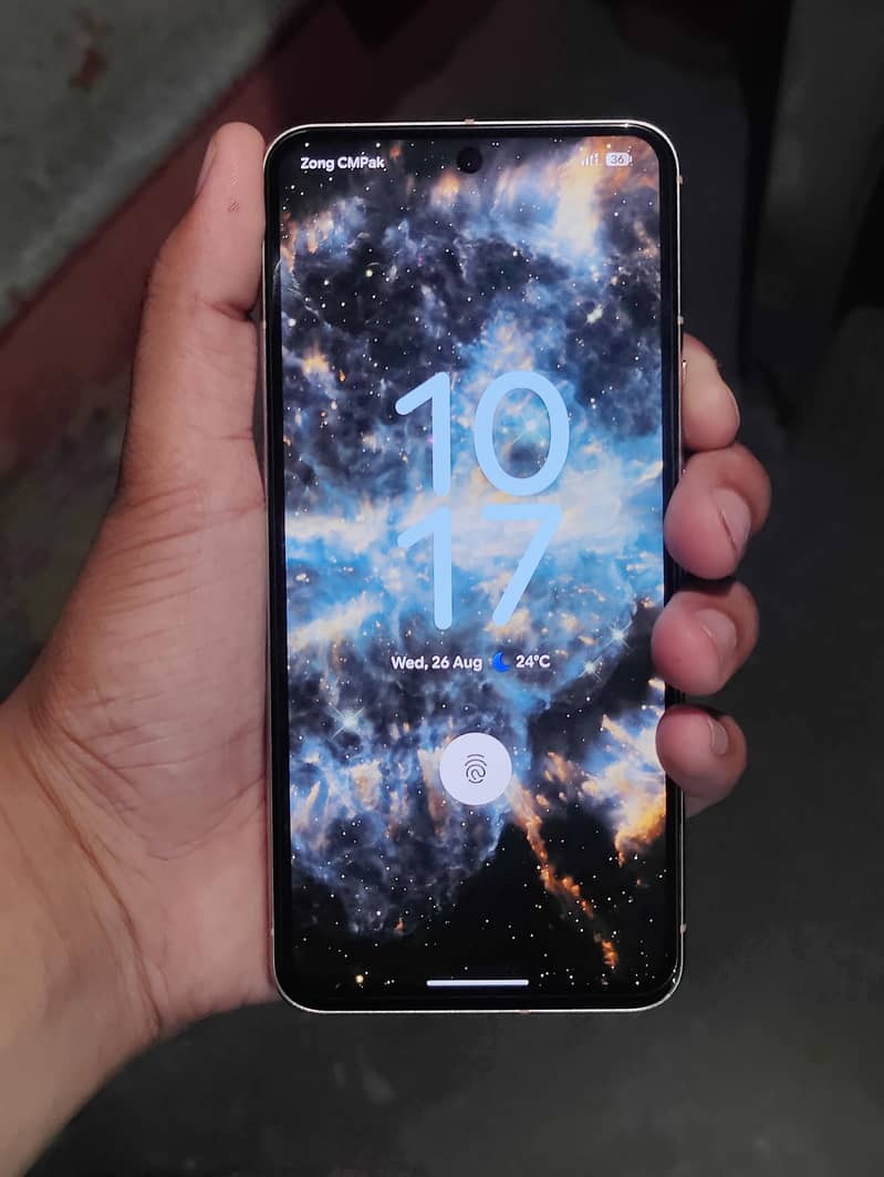 Google Pixel 8 4