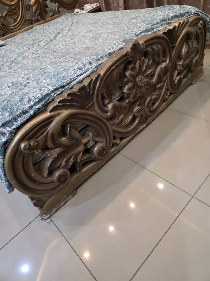 Deco paint king size Bed 8