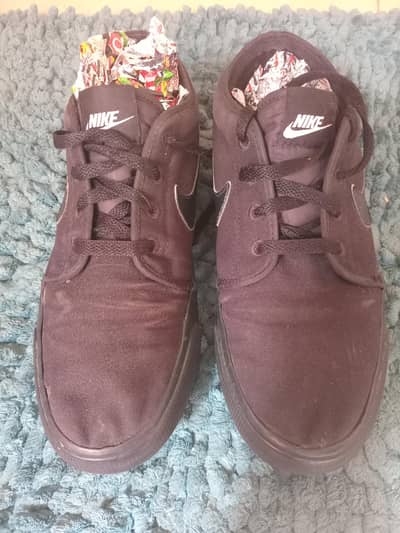Nike Toki Low TXT canvas: EUR 43, US 9.5, PKR 1500