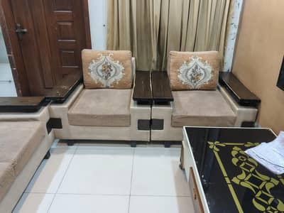 4 seat sofa with table