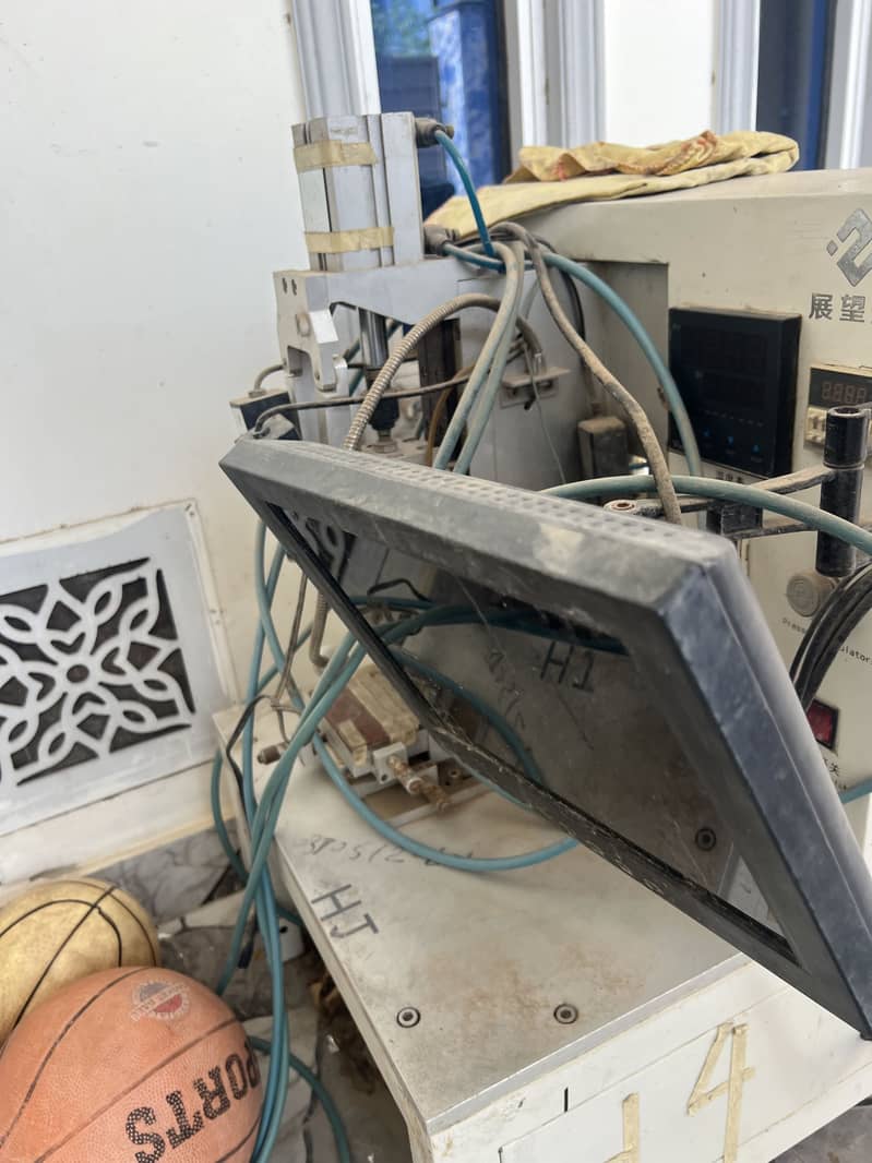 Mobile punching machine 0