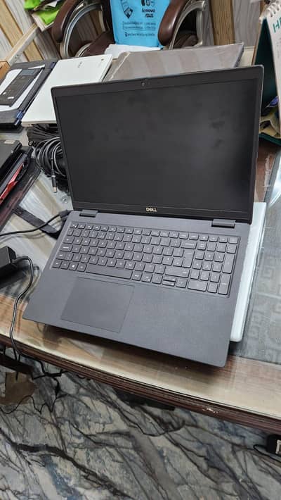 Dell latitude 3520 | i5 11th | 8gb ram | 256nvme