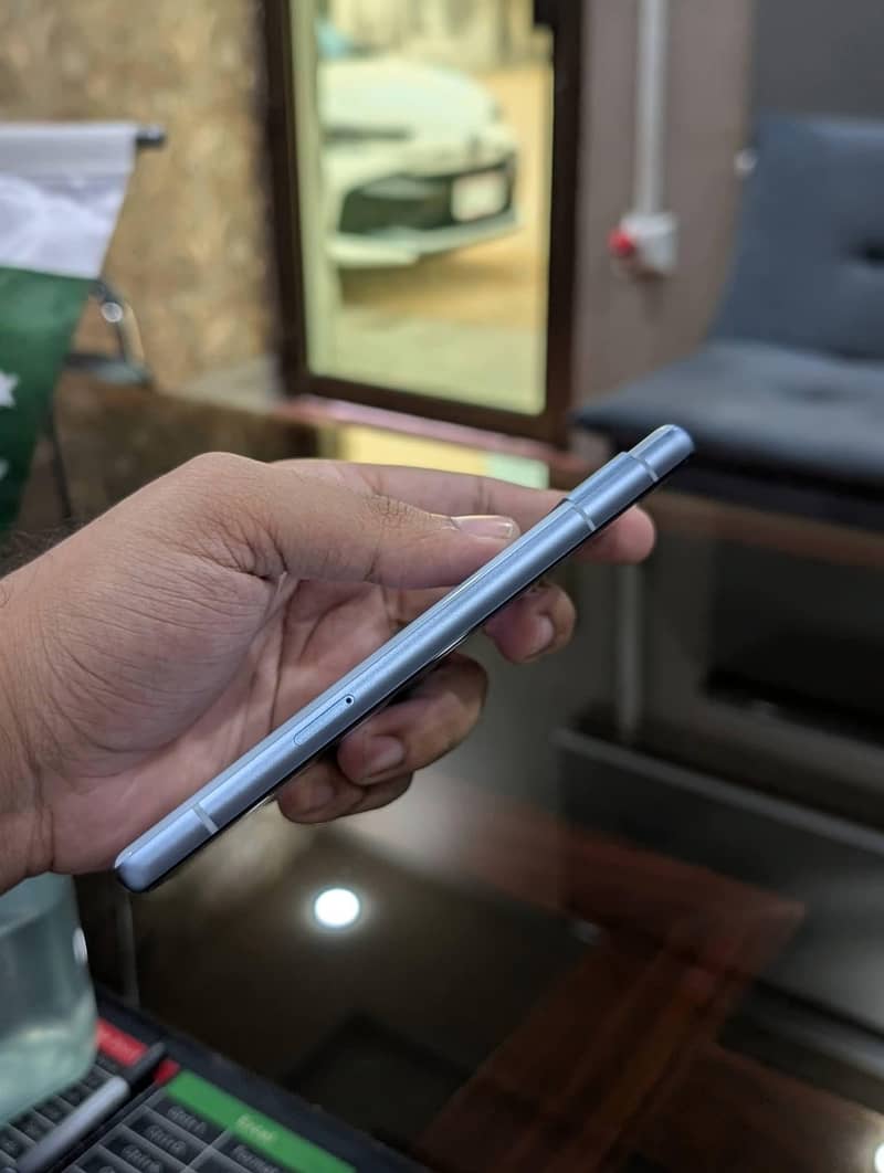 Google Pixel 7a 2