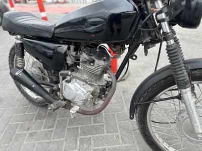 United 125 converted to cafe racer