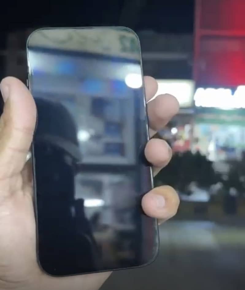 Iphone 16 JV 3