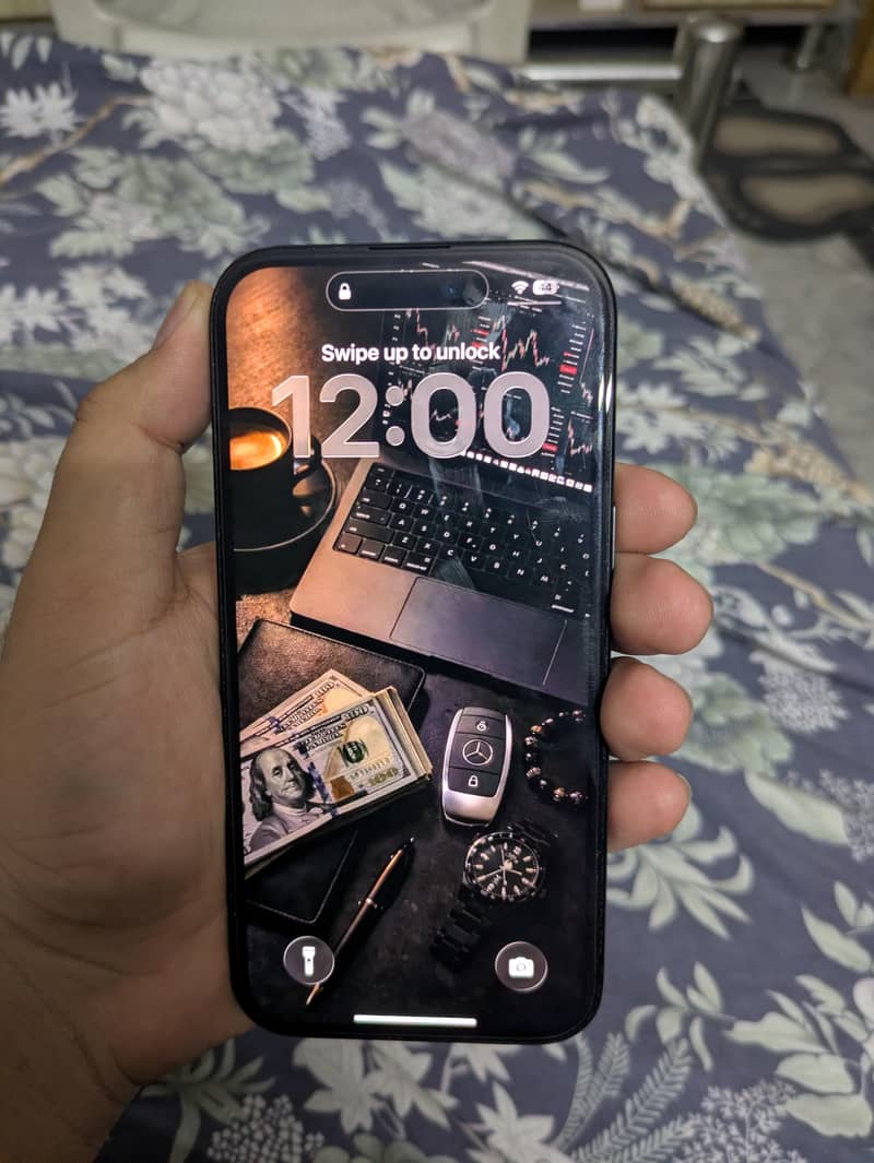 Apple iPhone 15 3