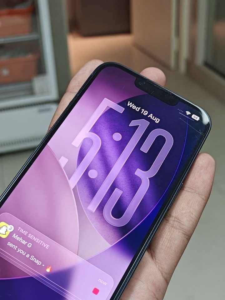 Apple iPhone 13 1