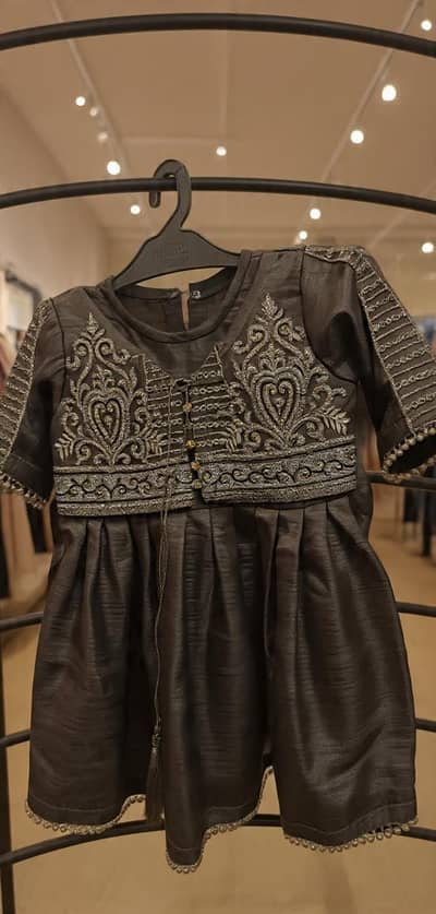 different brands Beautiful frock for sale starting in 1800
