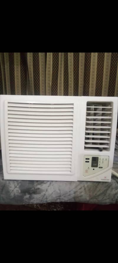 vodacon inverter ac 0.75 ton good condition