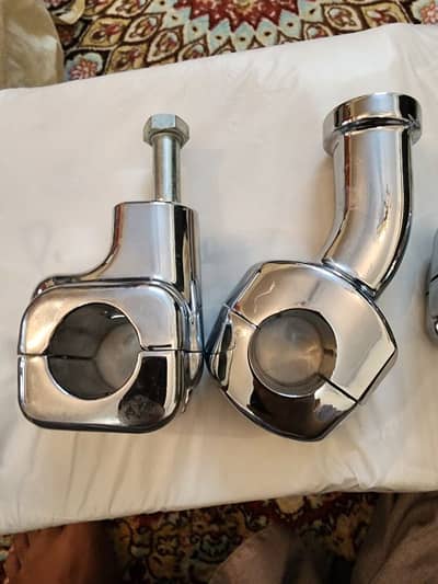 Harley-Davidson chrome curved pull-back handlebar risers