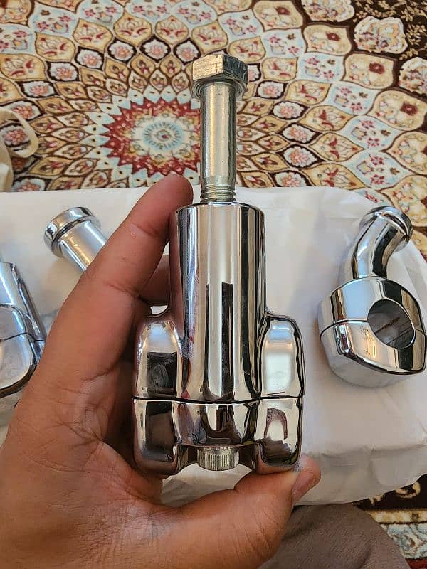 Harley-Davidson chrome curved pull-back handlebar risers 3
