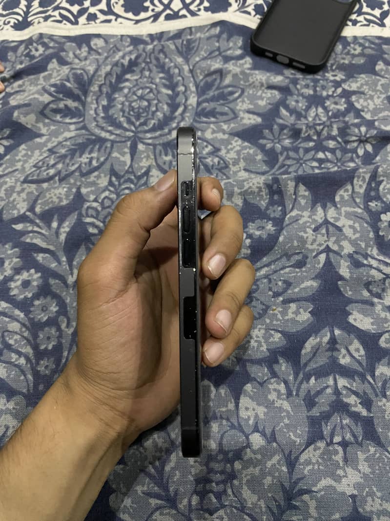Apple iPhone 14 Pro 1