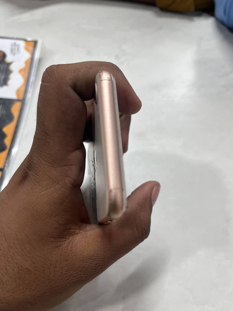 Apple iPhone 8 2