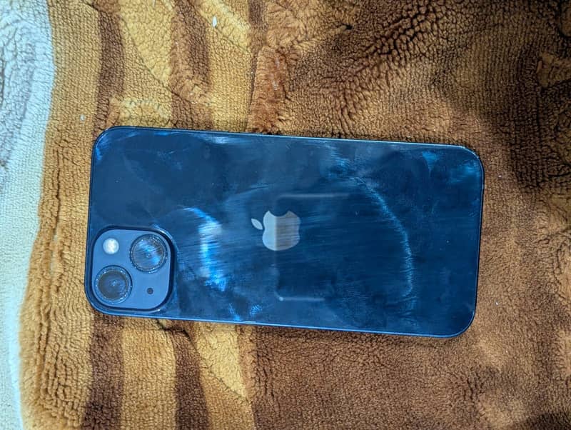 Apple iPhone 13 0
