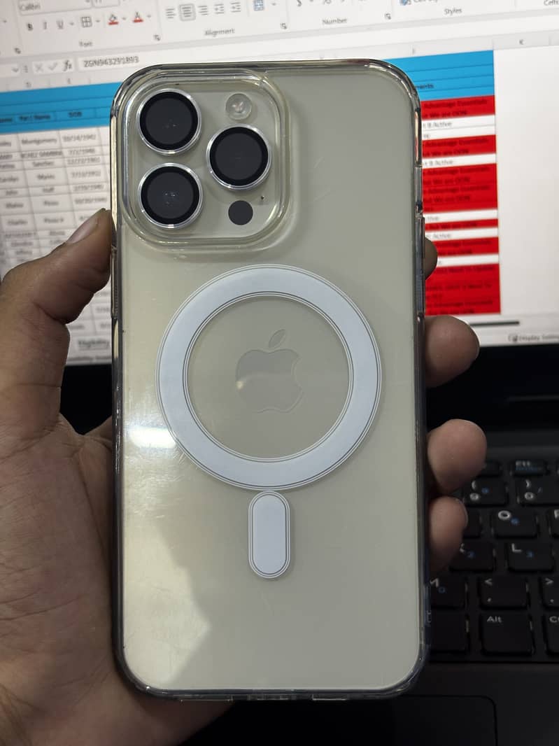 Apple iPhone 14 Pro Max 7