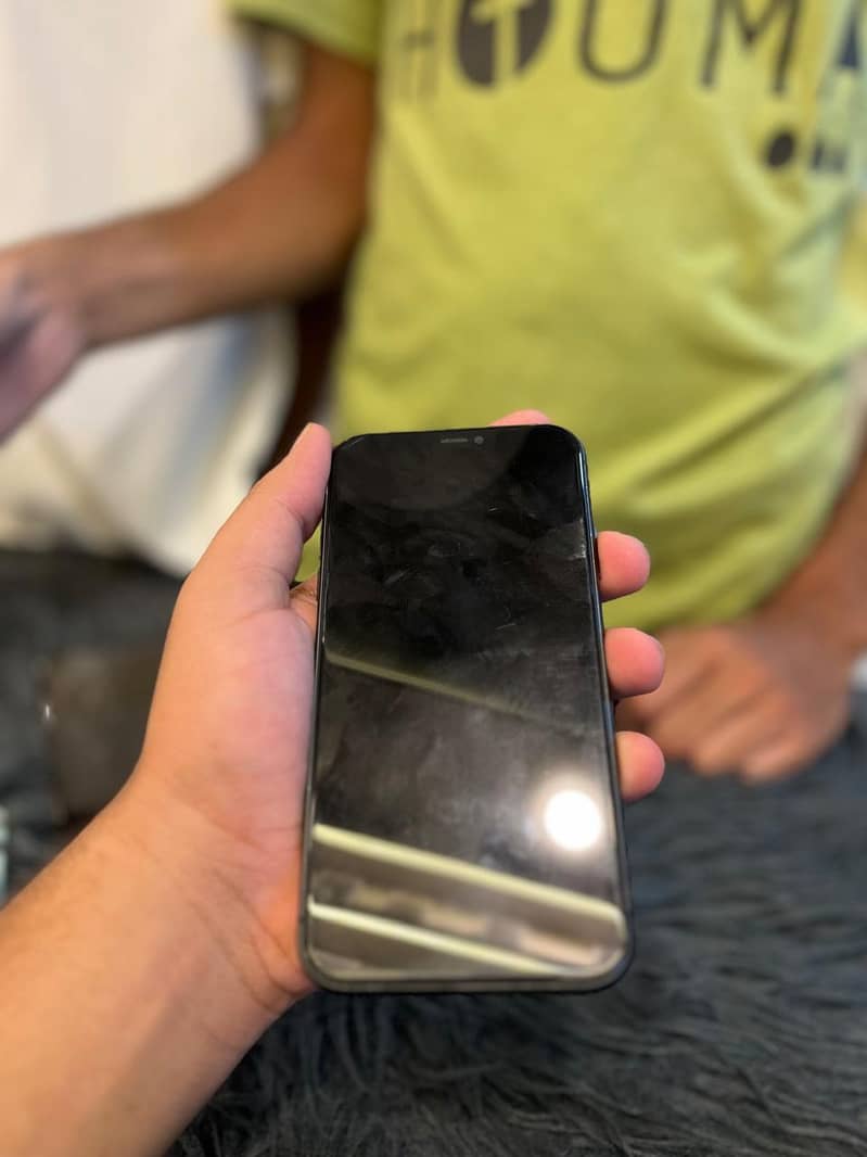 Apple iPhone 11 5