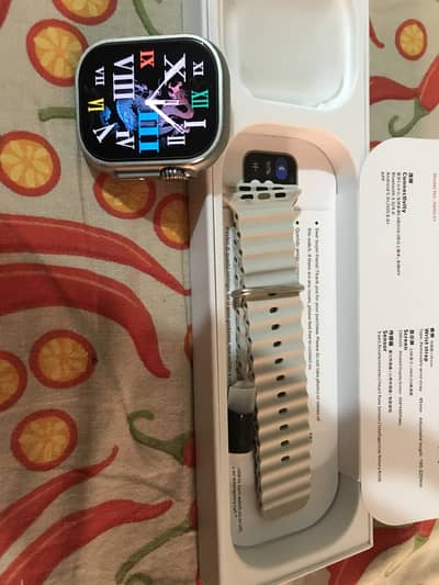 HELLO WATCH 3+ FOR SALE + PLASTIC CASE +FREE DELIVERY