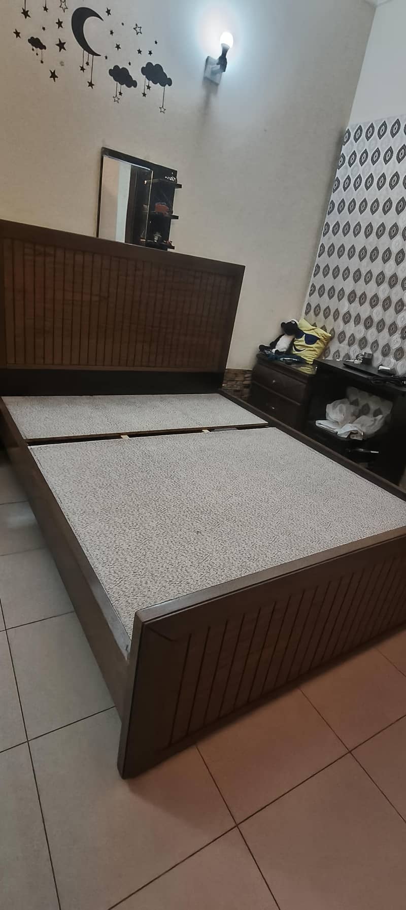 queen sized bed 3