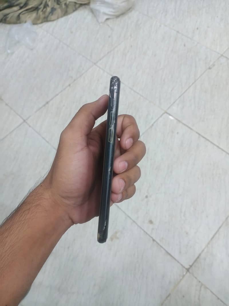 Apple iPhone X 1