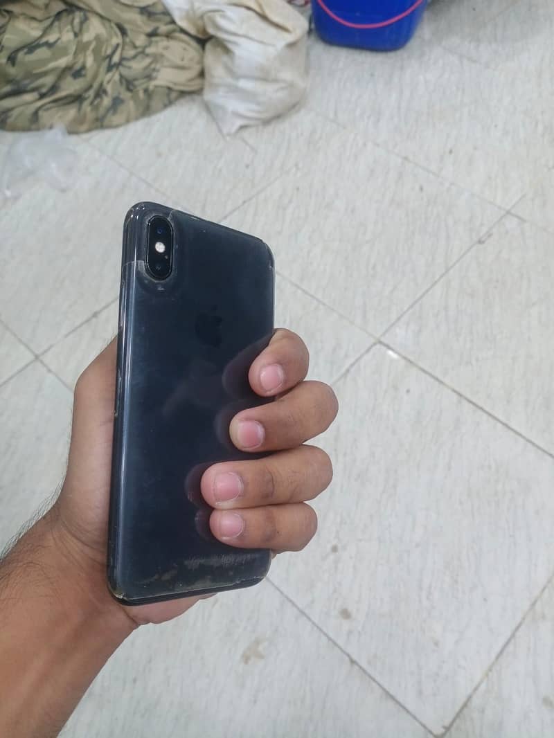 Apple iPhone X 5
