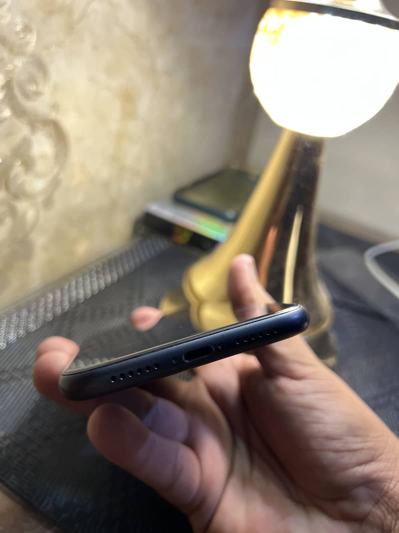 Apple iPhone 11 2