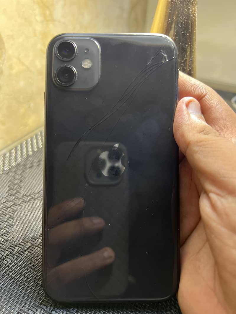 Apple iPhone 11 3
