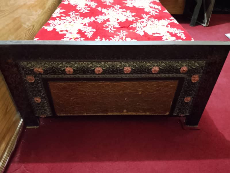 Single iron bed 1