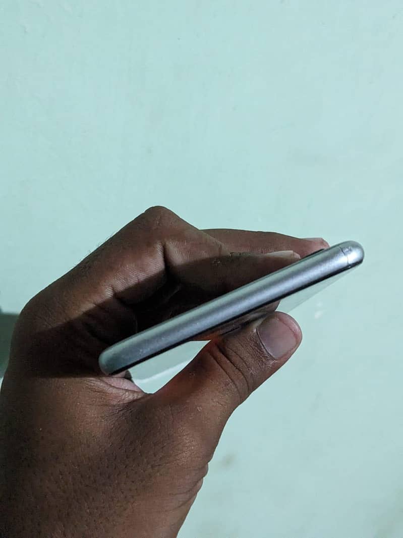 Apple iPhone 6S Plus 3