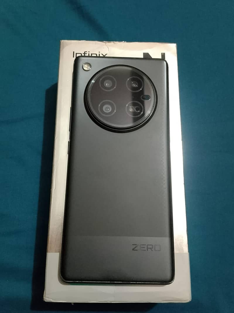 Infinix Zero 40 0