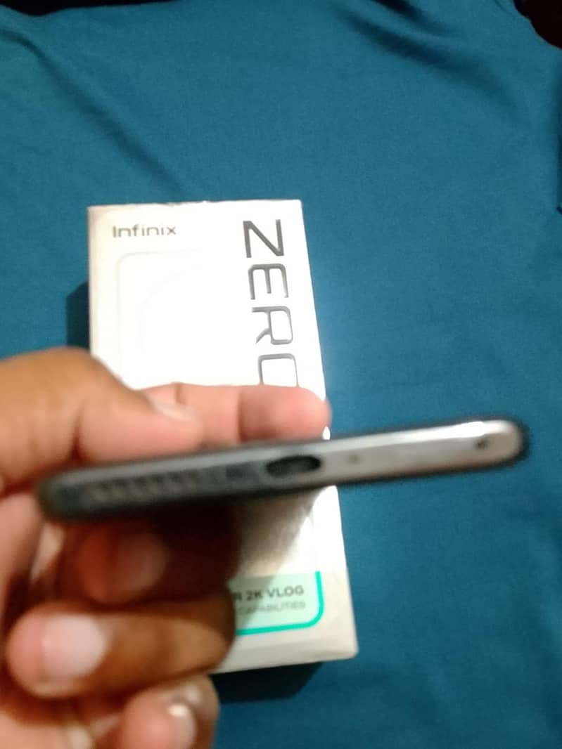 Infinix Zero 40 3