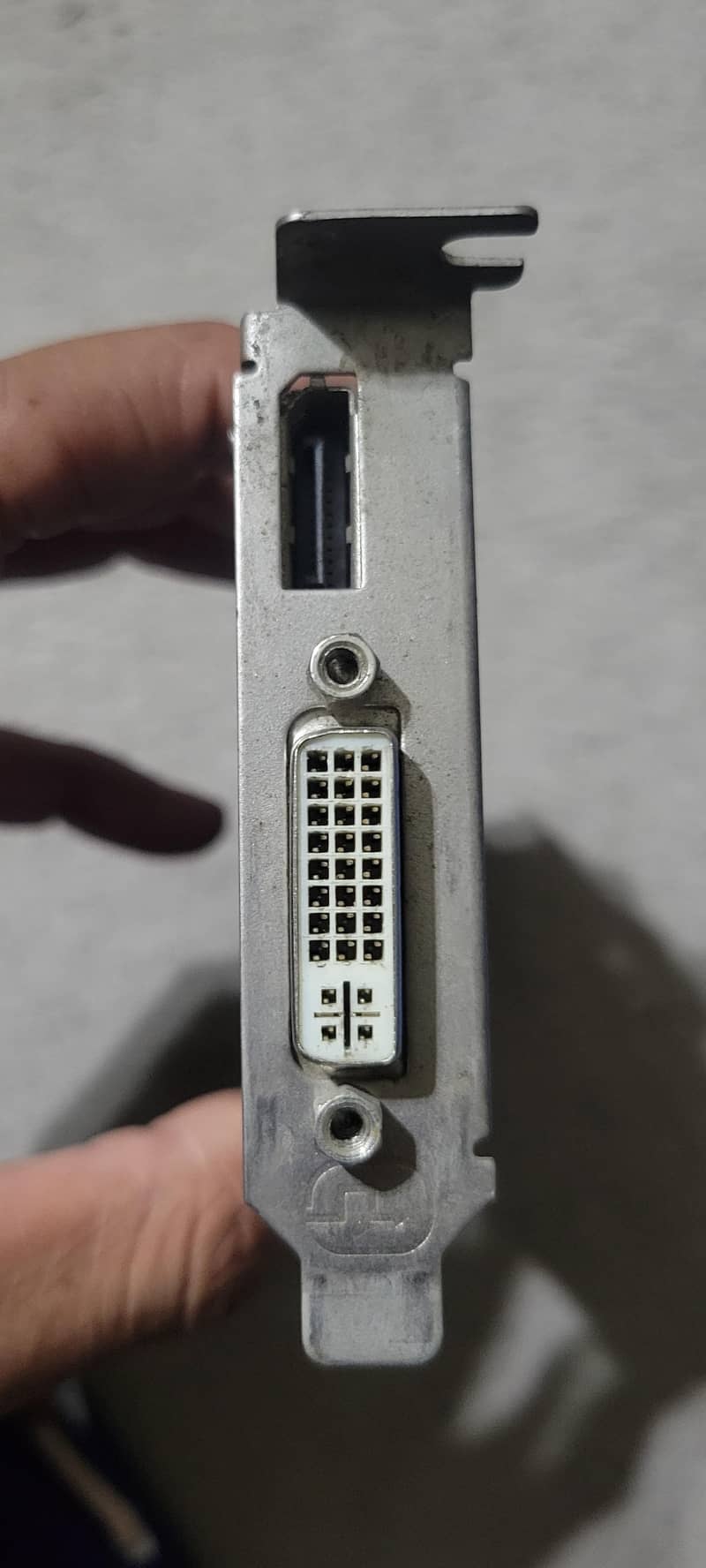 AMD Redeon HD 6450 2