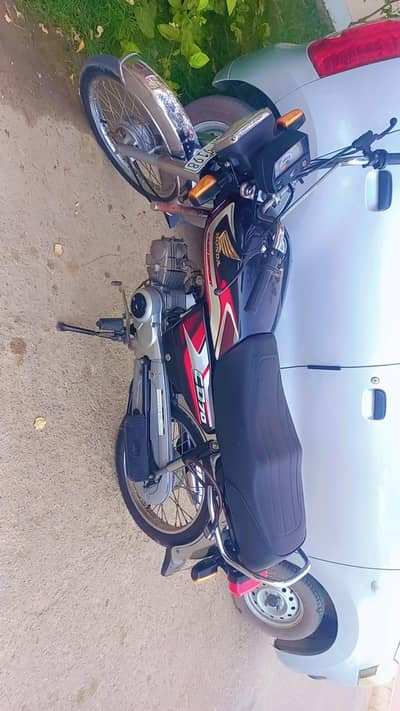 Honda CD 70 bike for sale