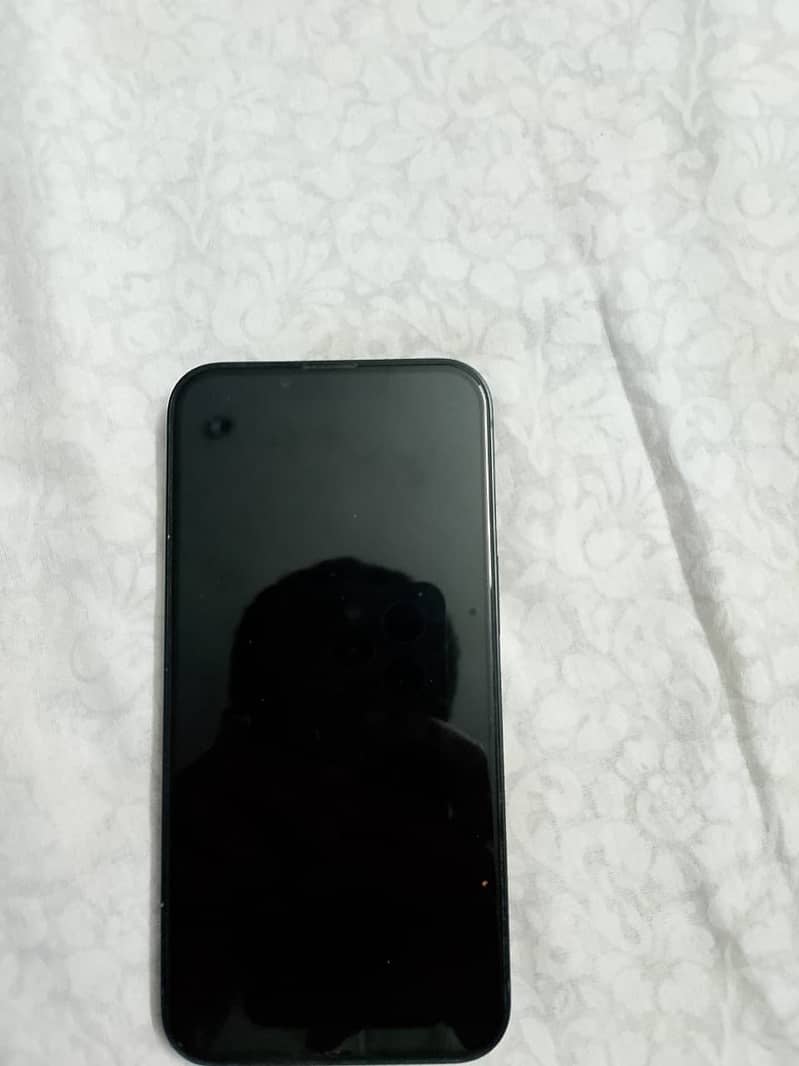 Apple iPhone 13 3