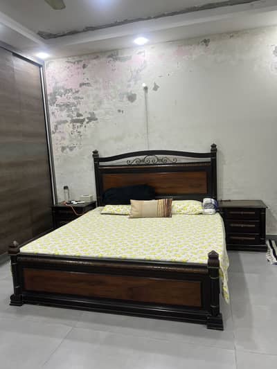 king Size Double bed set Complete