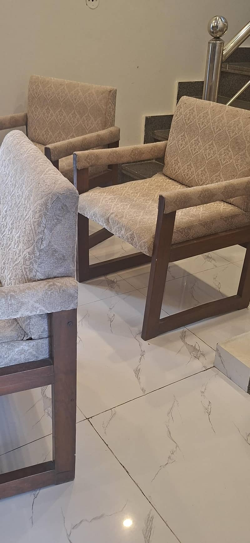 Solid Wood Chairs (4) 6