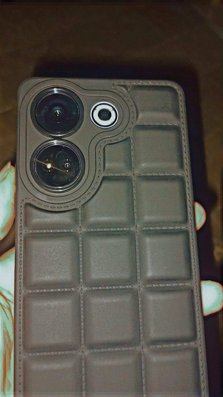 Tecno CAMON 20 Pro 4