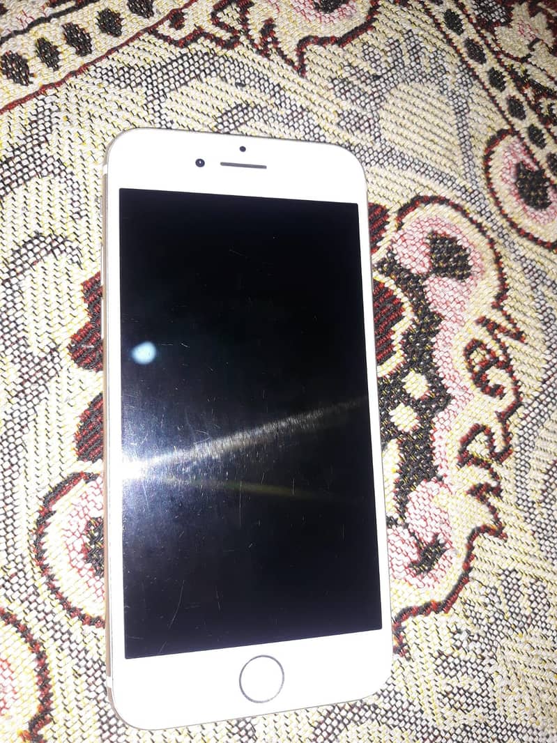 Apple iPhone 7 0