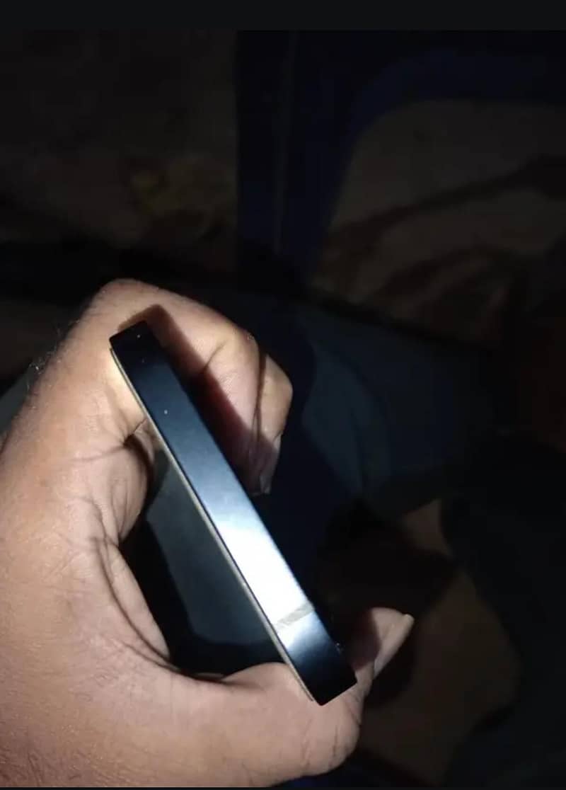 Apple iPhone 12 2
