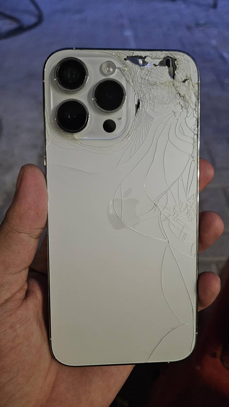iphone 14 pro max 5
