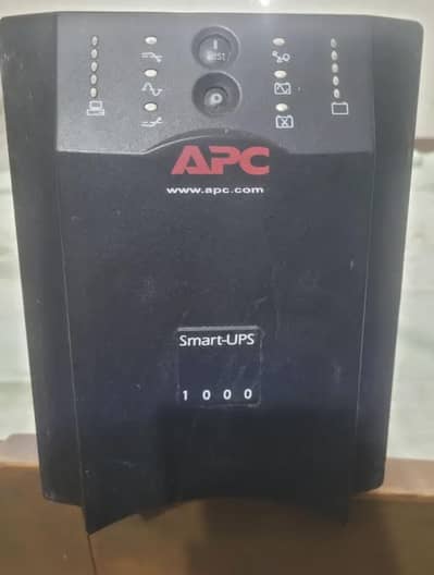 APC Smart UPS 1000VA