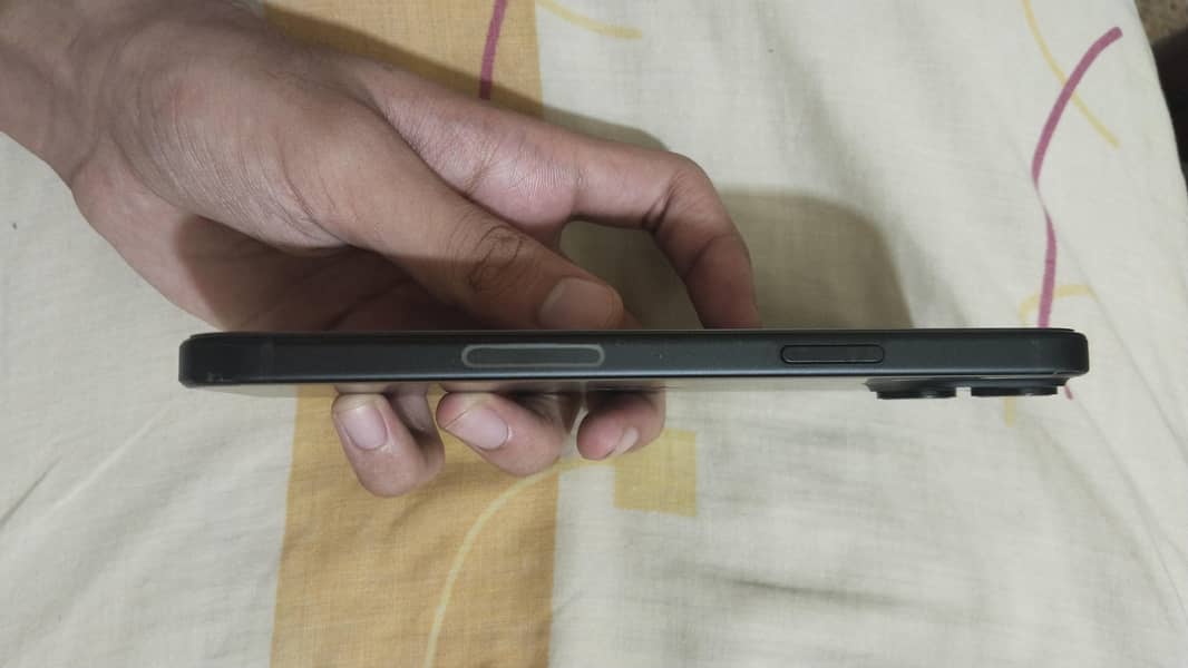 Apple iPhone 15 plus 5