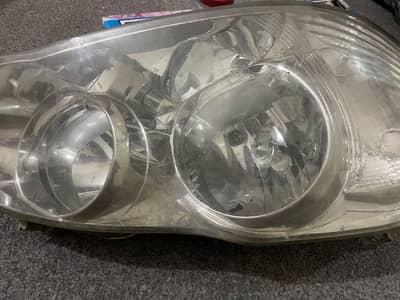 carolla head light 10 /8 condition