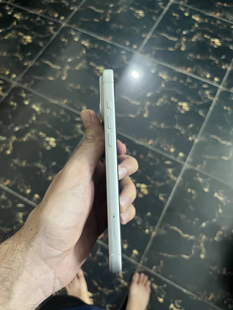Apple iPhone 17 Pro Max 2