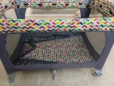 Baby playpen or cot