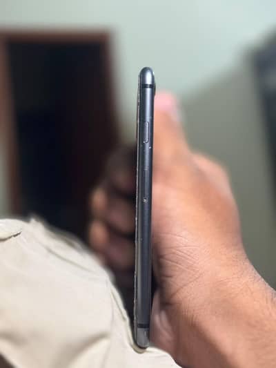 Apple iPhone 8