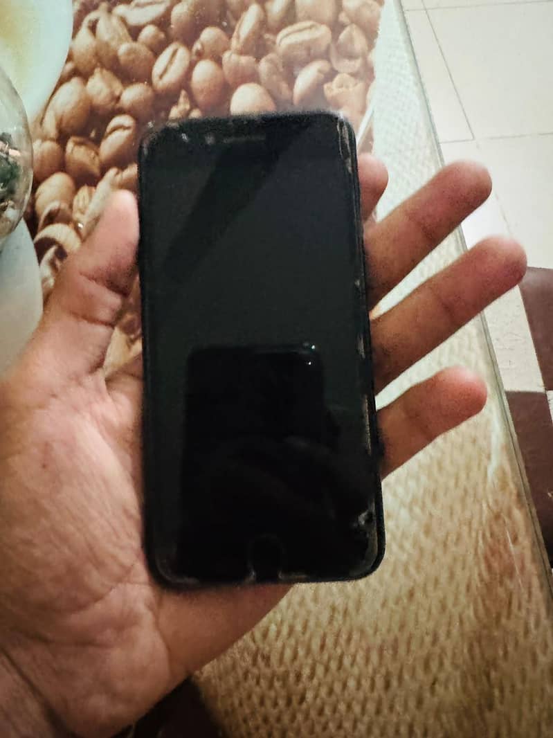 Apple iPhone 8 19