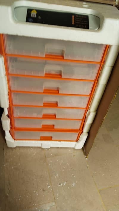 Incubator Humidifier in 10/10 condition