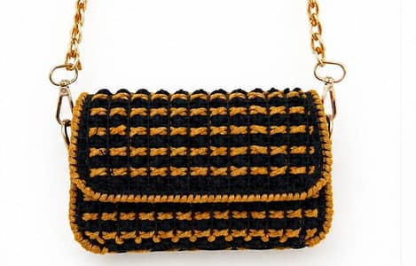 Black And Gold Crochet HandBag (Fashion & Beauty)