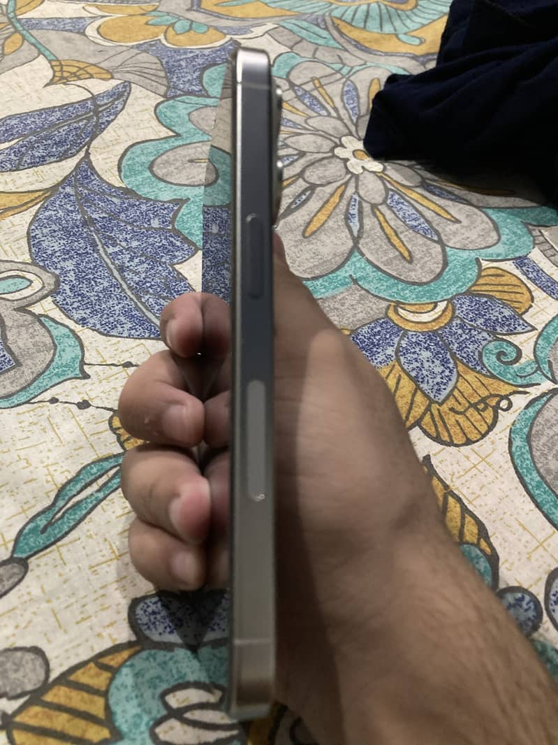 iPhone 15 Pro 7